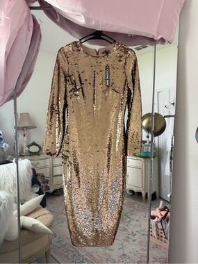 Gianni Bini gold sequin dress
